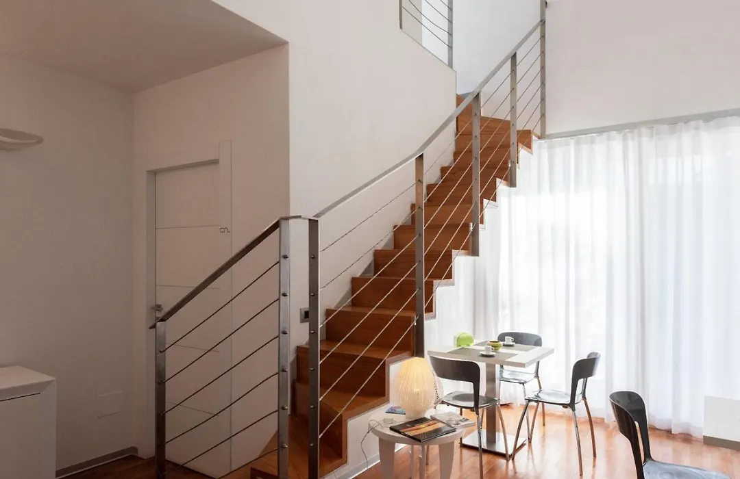 B&B White con Parcheggio Privato-1
